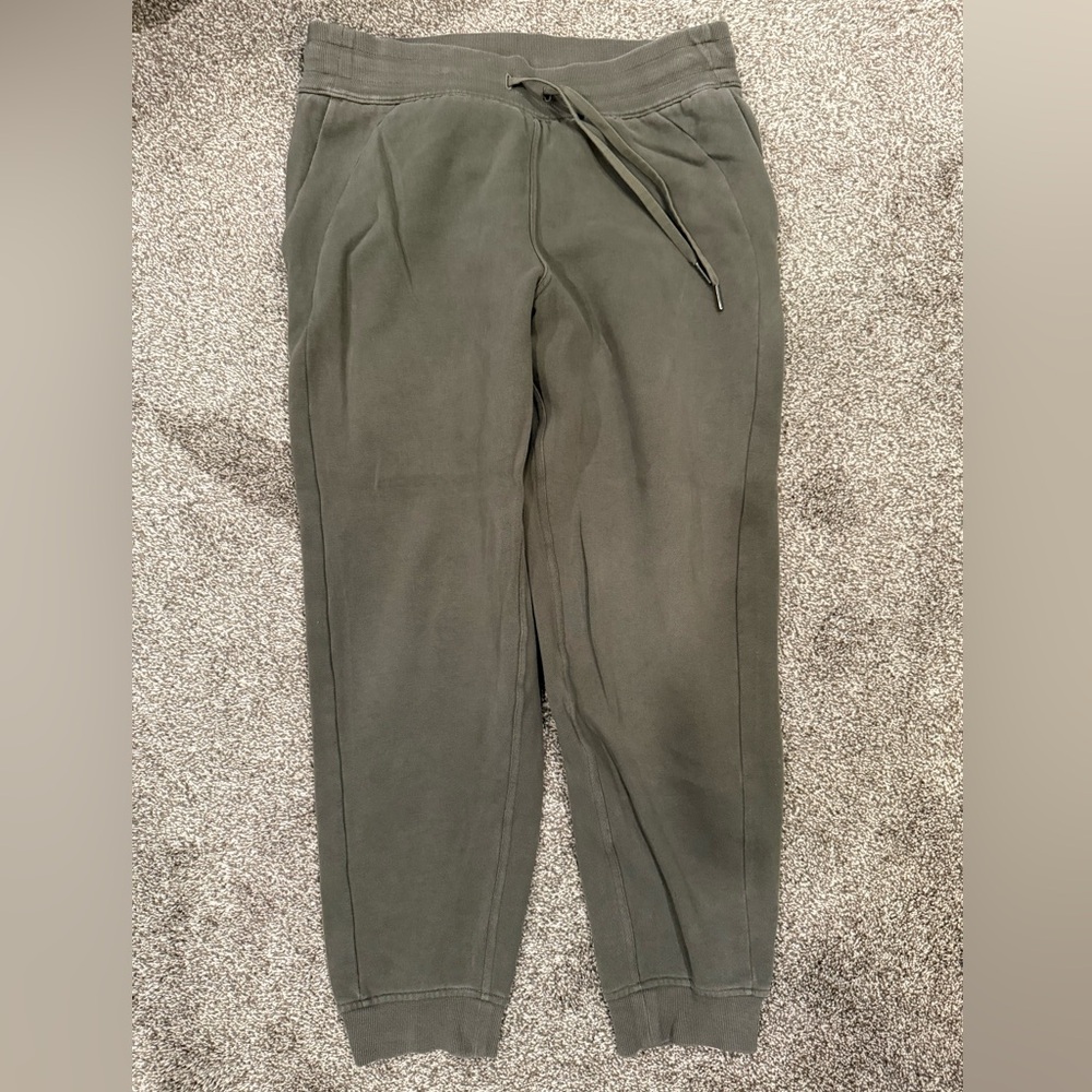 Lululemon scuba joggers. Size 10.